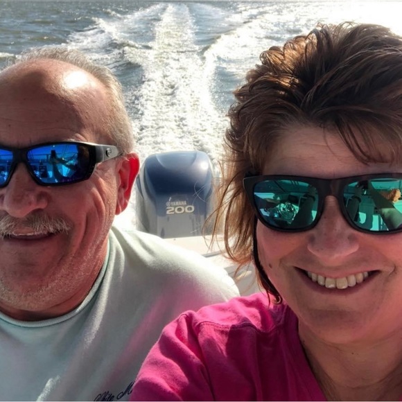 Meet your Posher, Donna - Picture 3 of 5